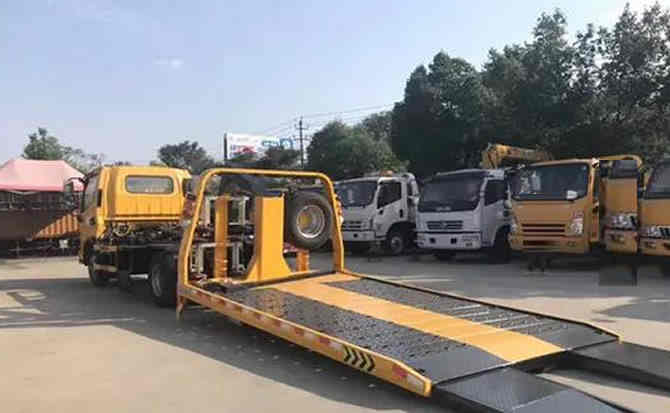 上思汽车中途维修案例